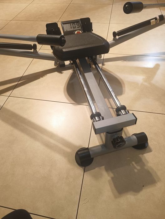 Wioślarz hydrauliczny Hattrick