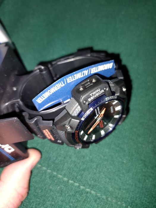 Casio Termometr barometr 10Bar