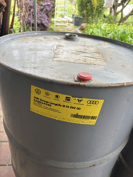 Barril de petrolio 209L