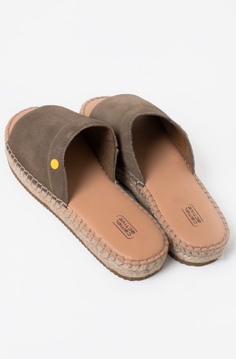 Шльопанці Camel Active, розміри 36, 39.
