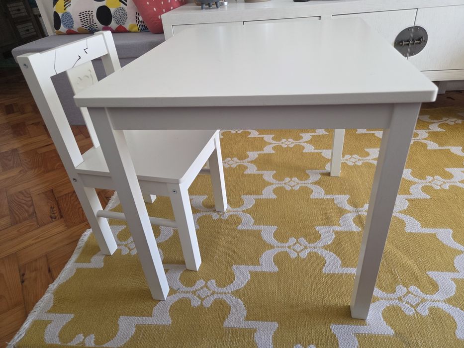 Mesa +cadeira para criança Ikea