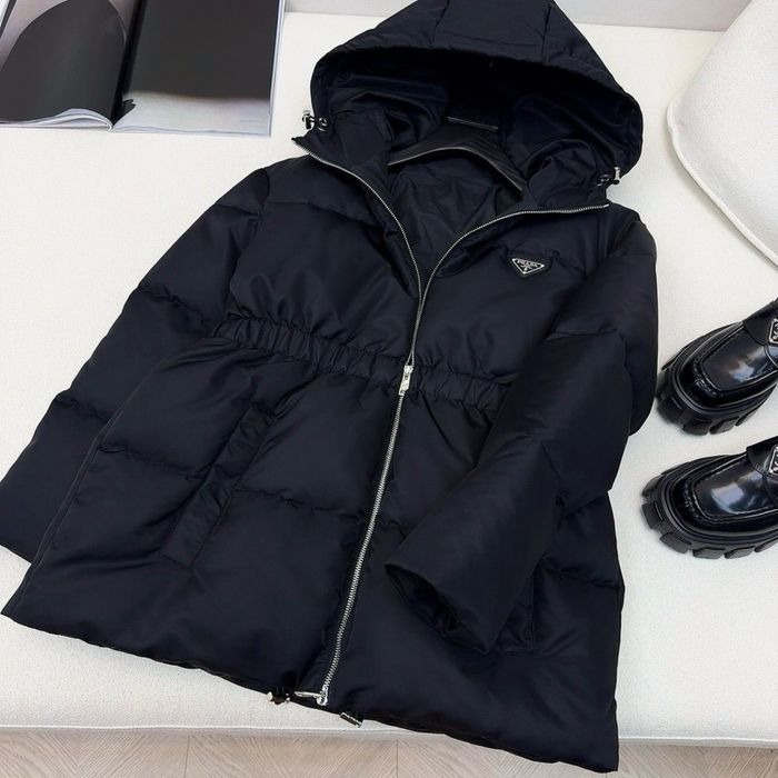 Куртка пуховик prada прада