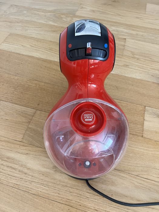 máquina de café nescafé.