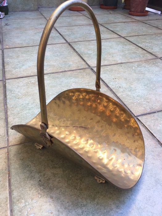 Patera koszyczek metalowa z rączką