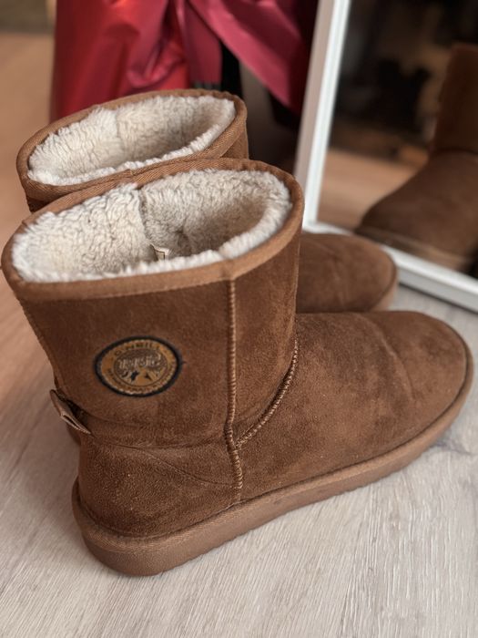 Sprzedam zimowe buty O’Neill po typu UGG w rozmiarze 40