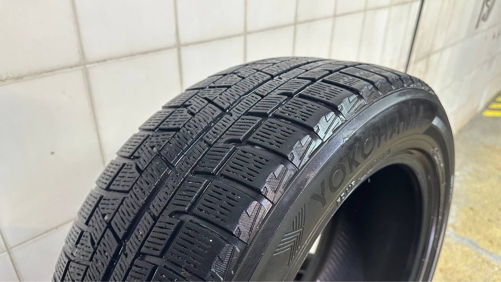 Yokohama 225/55 R17