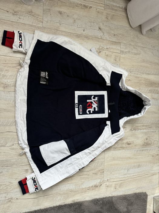 Зимова, лижна куртка, пуховик