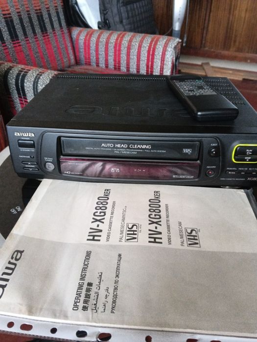 Відеомагнітофон AIWA  HV-XG880 ker