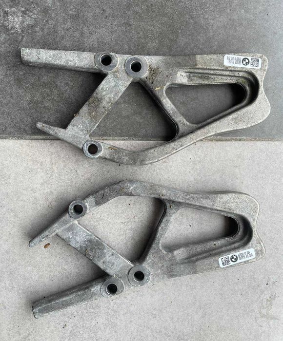 Кронштейн переднього підрамника  BMW X3 G01 31106878780