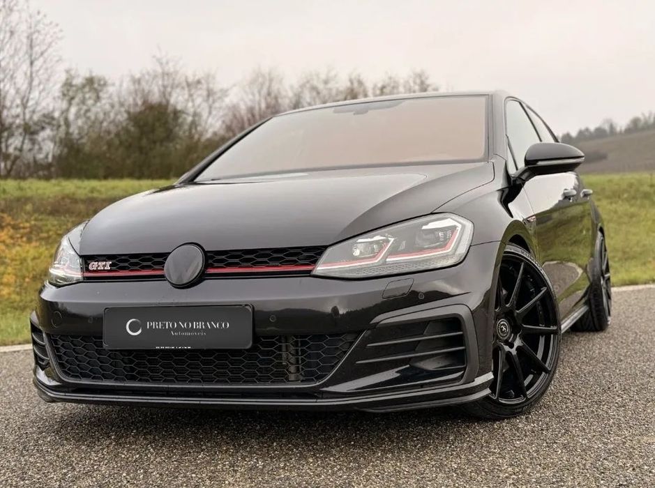 VW Golf 2.0 TSI GTI DSG Performance