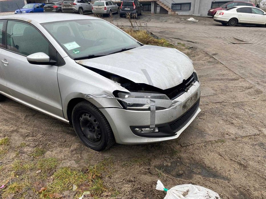 polo 1.4 benzyna 161 tys km klimA