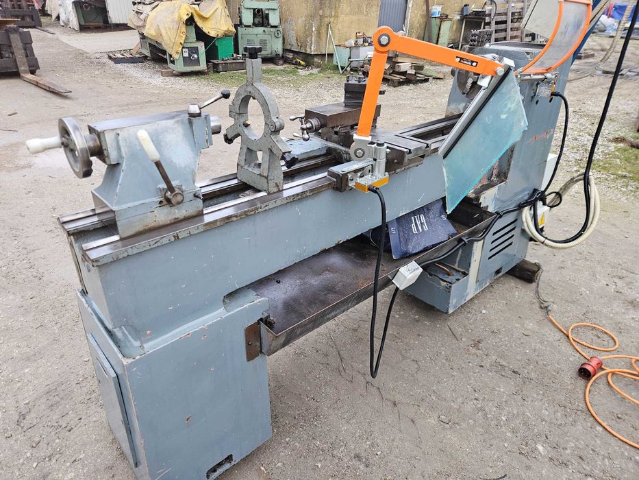 Tokarka konwencjonalna włoska w db stanie okulary