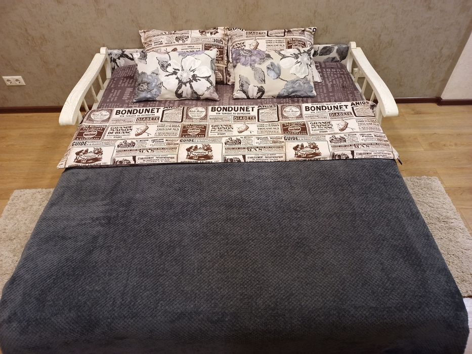 Просторі апартаменти в яскравому затишному ЖК Комфорт-Таун Лівобережна