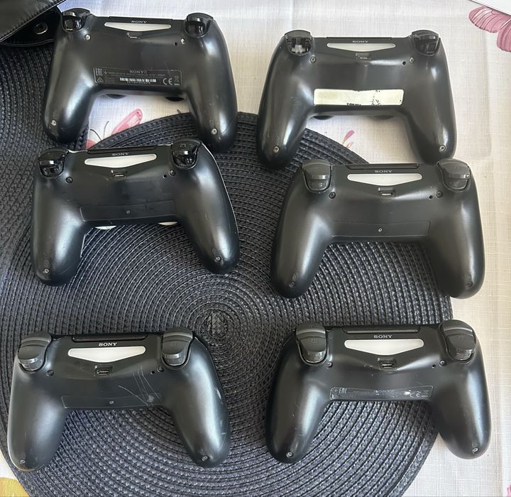 Kontrolery Playstation 4 Dualshock