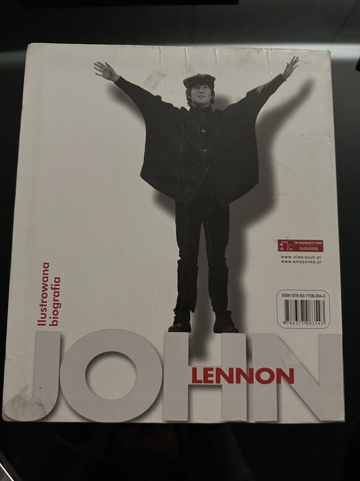 Sprzedam „”Ilustrowana biografia John Lennon”. Wstęp Yoko Ono Lennon.