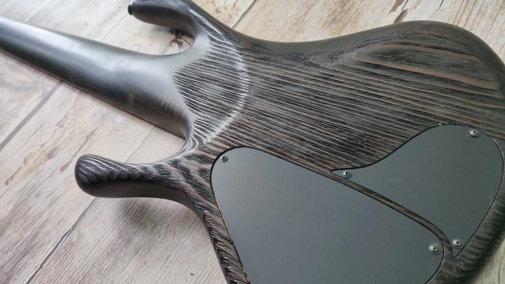 Zakrzewski Superior SV7 Custom – Boutique Bass,  gitara basowa