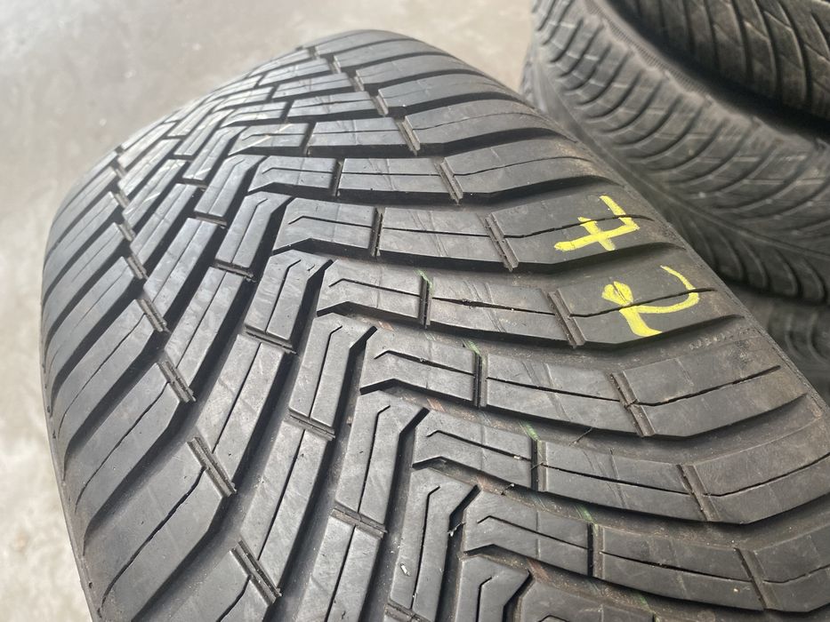 Opona wielosezonowa Continental AllSeasonContact 205/55 R16 1szt. 2021