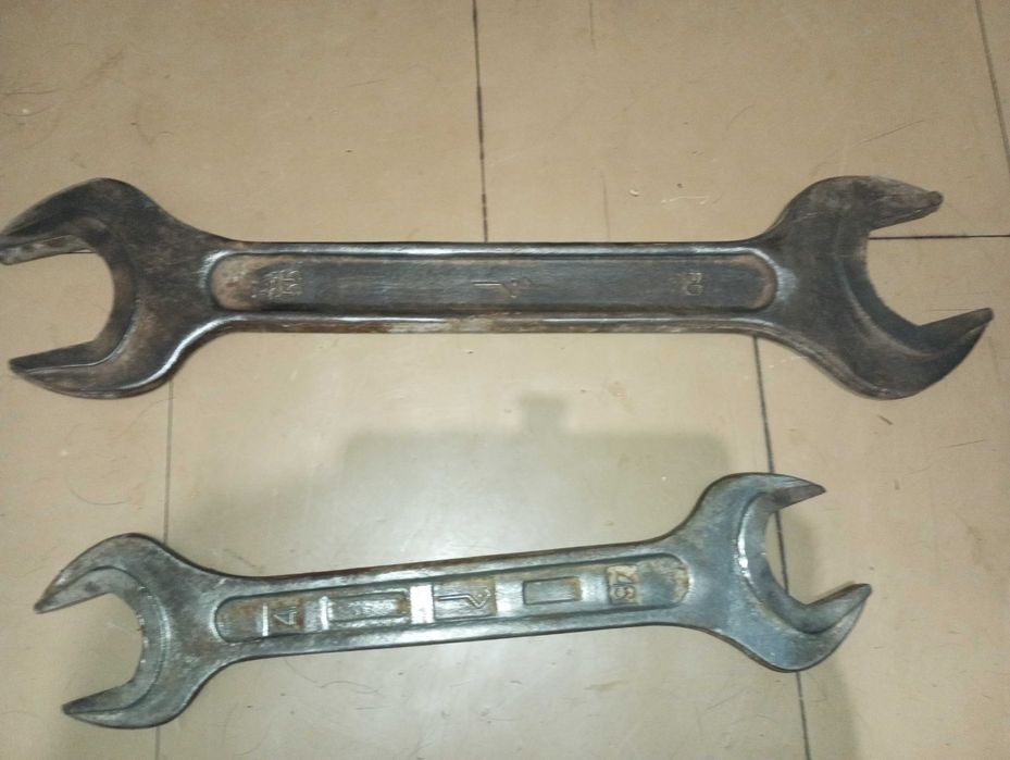 Рожковый ключ производство СССР 55-60 И 41-46.