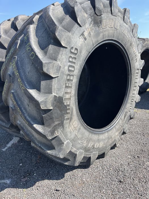 Opona rolnicza 900/60R42
