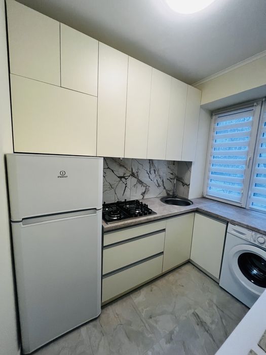 Квартира біля лікарні Св.Пантелеймона, Мазепи,Спартак подобово 1 км кв