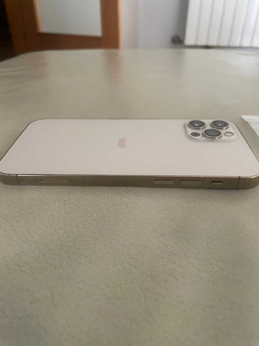 Carcaça traz IPHONE 12 PRO  com bateria 89% de bateria