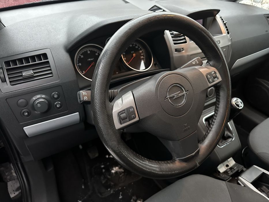 Опель зефіра Б 1.9 дизель!2007