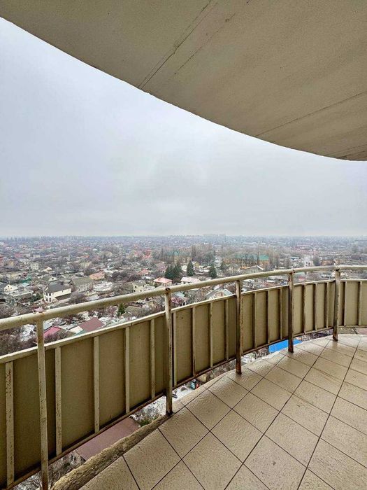 Большая 1- комнатная квартира в ЖК Малиновский по Бреуса от СК Стикон.