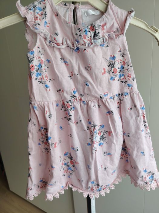 Letnia sukienka rozmiar 104