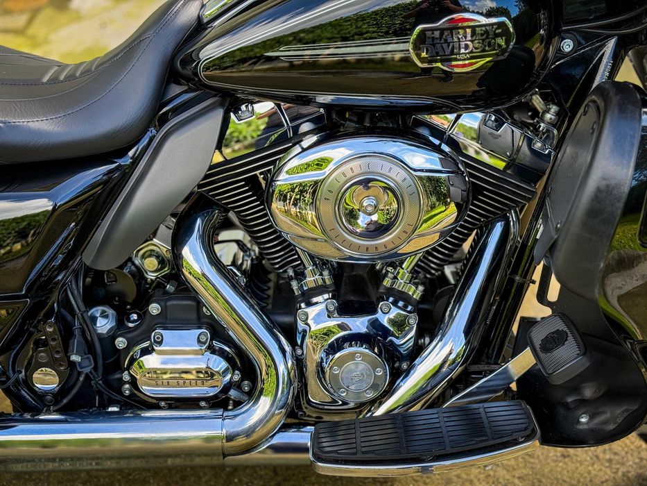 Harley eletra glide 2010