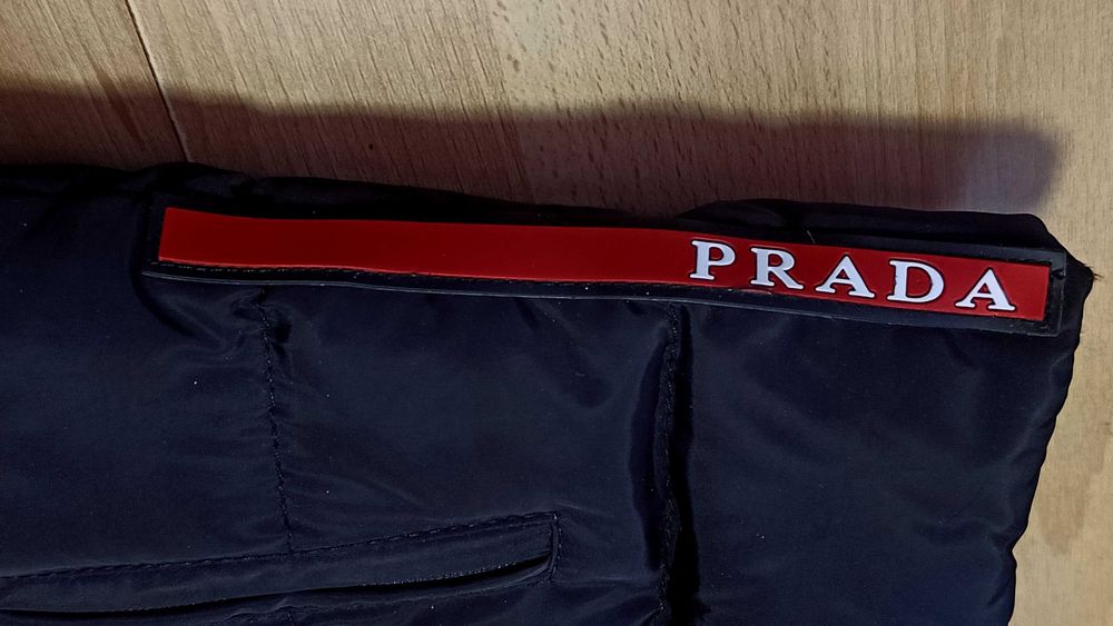 Męska kurtka zimowa PRADA r.M stan idealny