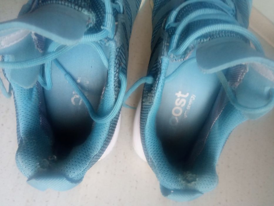 Y6Uszkodzone buty adidas terrex gore-tex 305