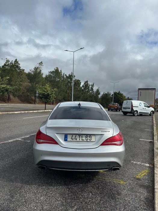 Mercedes-Benz CLA 220 AMG