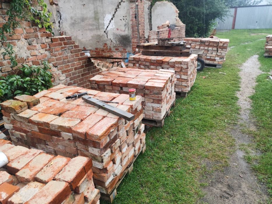Cegła z rozbiurki