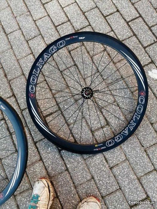 Jogo de Rodas em carbono Colnago