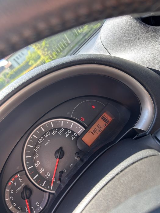 Nissan Micra 2012