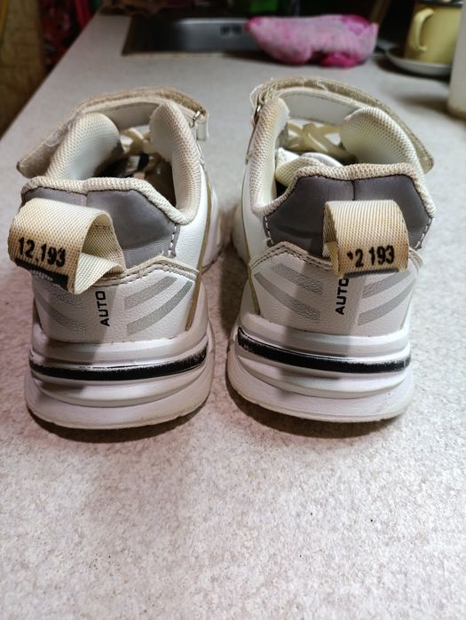 Кросовки для девочки