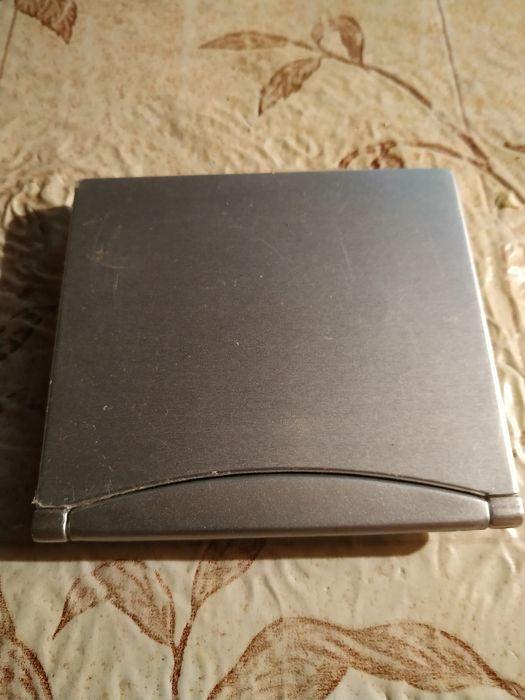 Электронные настольные часы