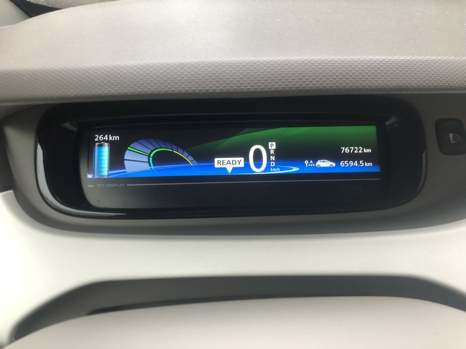 Renault Zoe 41квт 300км