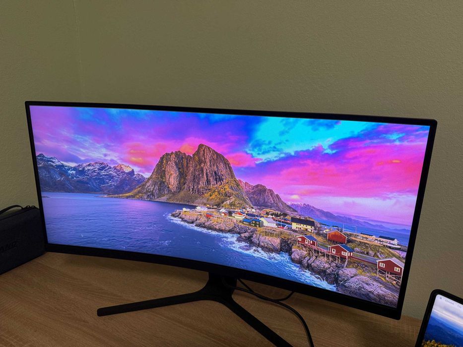 Монітор ігровий Xiaomi Mi Curved Gaming Monitor 30