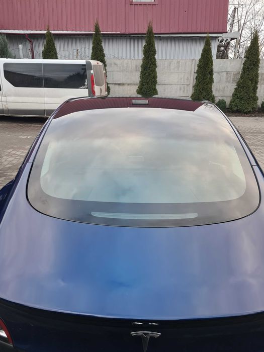 Tesla model 3 dual motor