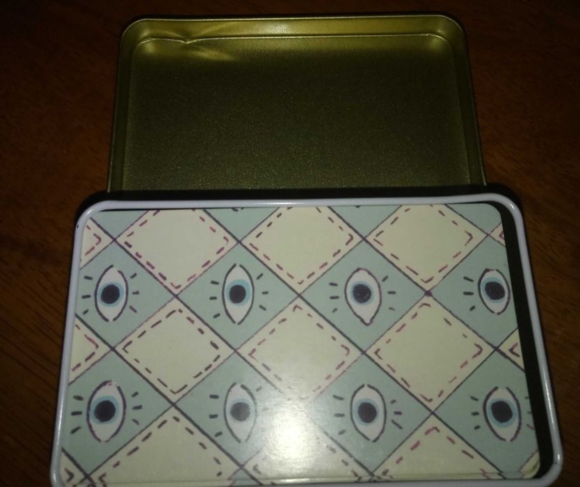 Карты пластиковые очень плотные