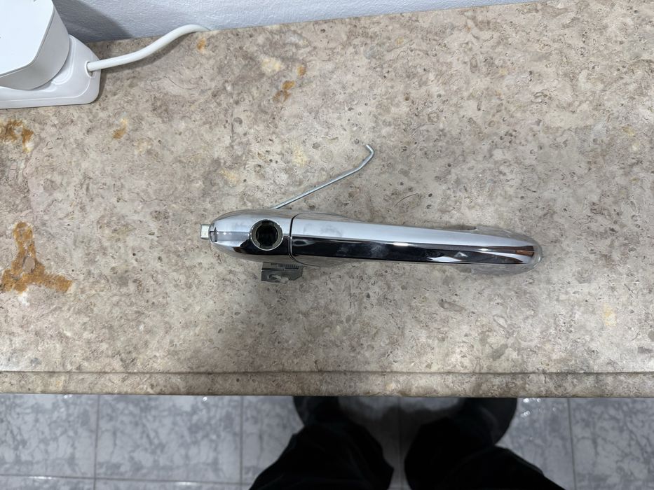 maçaneta lado esq genuina fiat 500