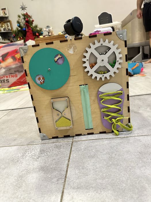 БІзі куб  інтерактивна іграшка