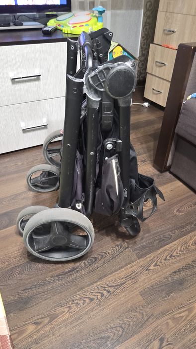 Коляска  ,,Carrello" bravo