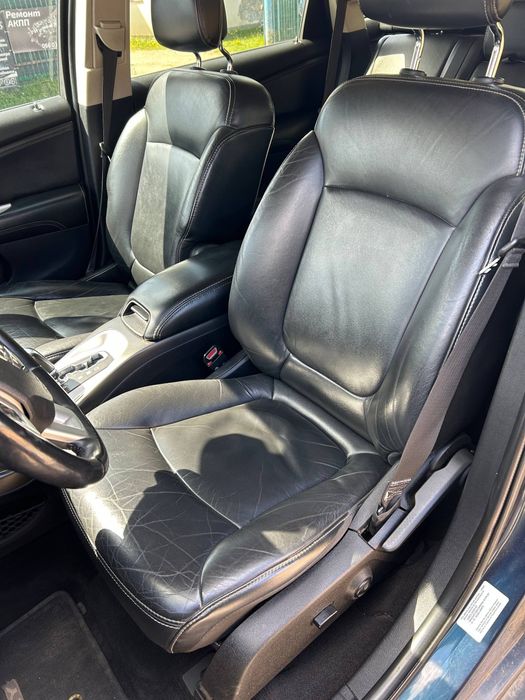 Dodge Journey 2013 року
