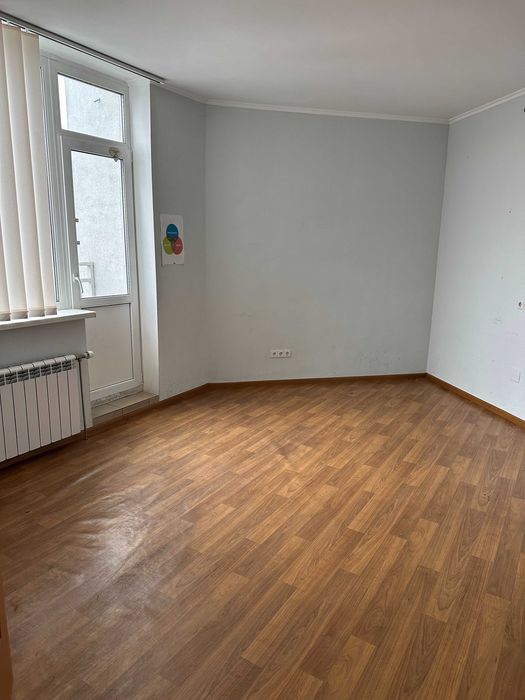 Видовий офіс на Осокорках (є генератор)