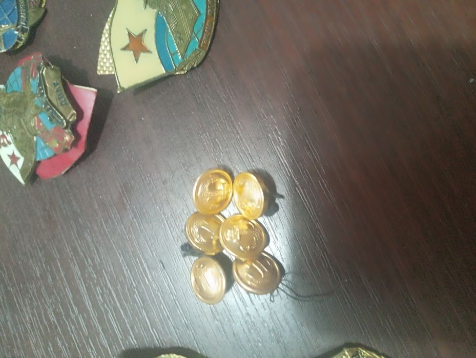 Значки ВМФ СССР  крейсер Баку