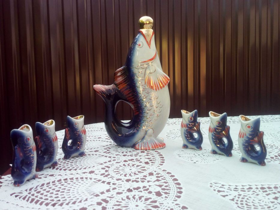 Статуетки в асортименті