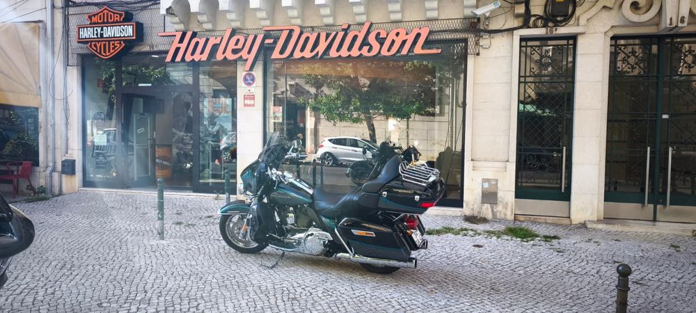 Harley-Davidson Tour  Electra Glide Ultra Limited CVO
