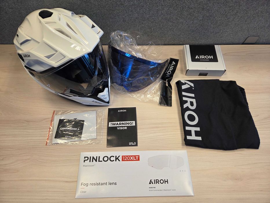 Nowy kask Airoh Commander 2, rozmiar M + dodatkowy niebieski wizjer